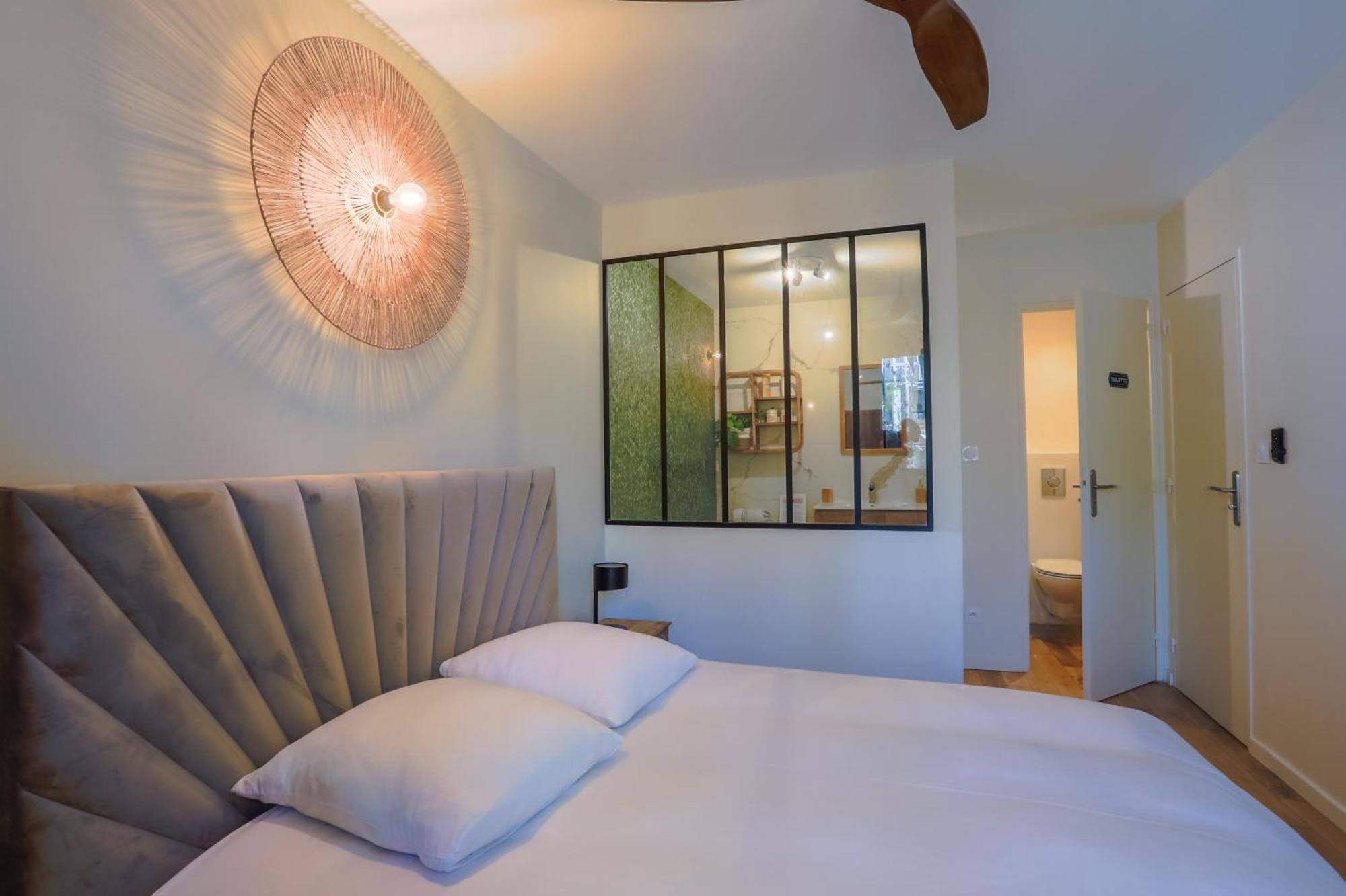 Lyon Premium - Luxezen Spa วีเลอร์บาน ภายนอก รูปภาพ